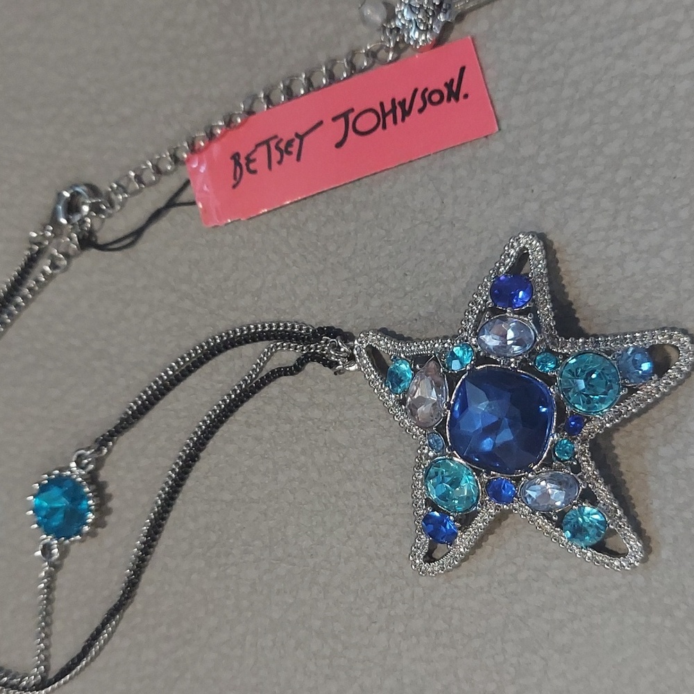NWT Betsey Johnson STARFISH STATEMENT NECKLACE - Picture 4 of 6
